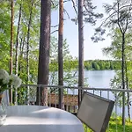 50's Charm By The With Sauna, Free Parking, 5 Bedrooms 別荘 ラハティ