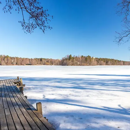 50's Charm By The With Sauna, Free Parking, 5 Bedrooms * Lahti