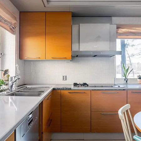 50's Charm By The With Sauna, Free Parking, 5 Bedrooms Holiday home *