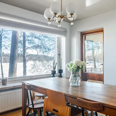 50's Charm By The With Sauna, Free Parking, 5 Bedrooms * Lahti