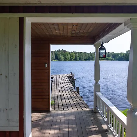 50's Charm By The With Sauna, Free Parking, 5 Bedrooms