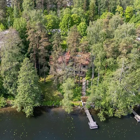 Feriehus 50's Charm By The With Sauna, Free Parking, 5 Bedrooms Lahti