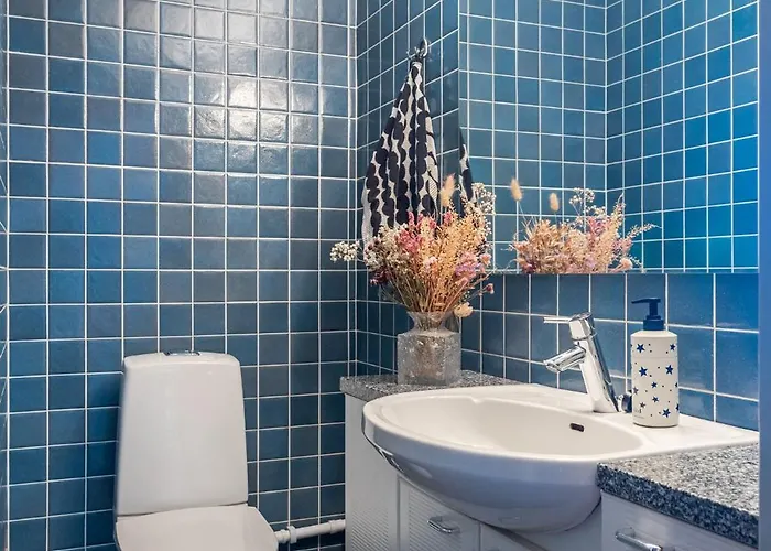 50's Charm By The With Sauna, Free Parking, 5 Bedrooms 度假居