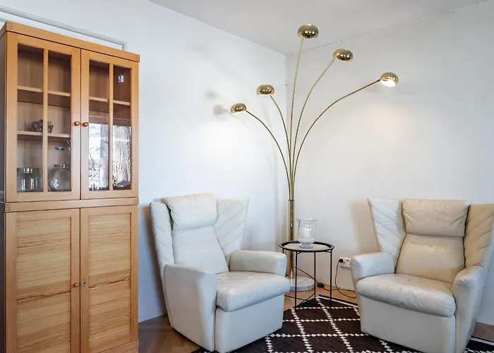 50's Charm By The With Sauna, Free Parking, 5 Bedrooms 度假居