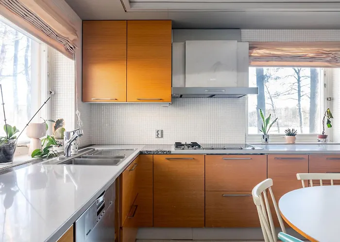 50's Charm By The With Sauna, Free Parking, 5 Bedrooms 度假居 *