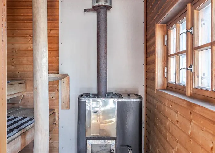 50's Charm By The With Sauna, Free Parking, 5 Bedrooms 度假居 *