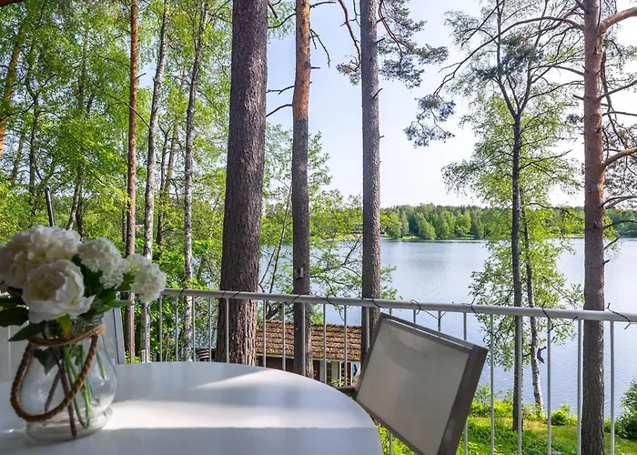 50's Charm By The With Sauna, Free Parking, 5 Bedrooms 度假居 拉赫蒂