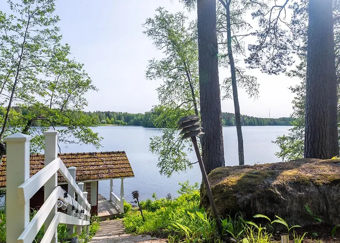 50's Charm By The With Sauna, Free Parking, 5 Bedrooms 度假居 拉赫蒂